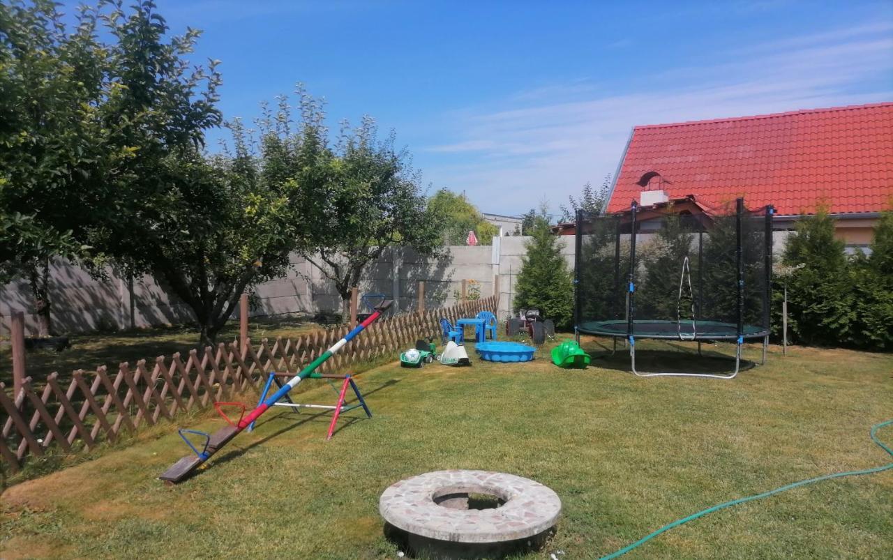 Hotel Ubytovanie Harmony House Veľký Meder Esterno foto