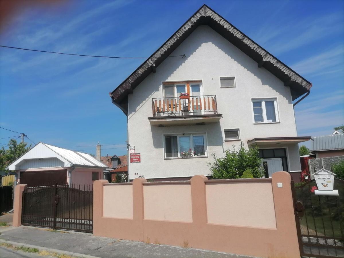 Hotel Ubytovanie Harmony House Veľký Meder Esterno foto